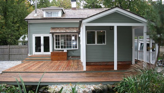 The complete deck freshly oiled.