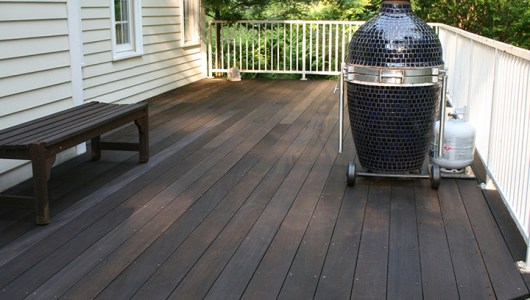 Mahogany Deck in medium brown